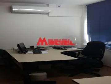 SALA COMERCIAL COM GARAGEM E 1 WC NO CENTRO, ÓTIMO P DENTISTAS, ADVOGADOS, ESCRITÓRIOS EM GERAL