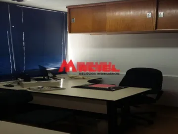 SALA COMERCIAL COM GARAGEM E 1 WC NO CENTRO, ÓTIMO P DENTISTAS, ADVOGADOS, ESCRITÓRIOS EM GERAL