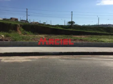 TERRENO PLANO COM MURINHO E CALÇADA