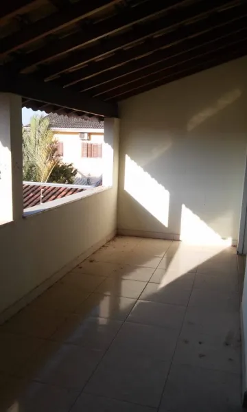 LINDA CASA NA REGIÃO CENTRAL DE TAUBATE