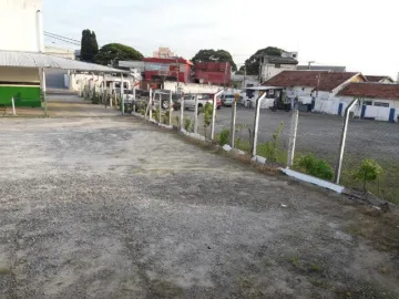 Área de terreno na Av. Dozani Ricardo