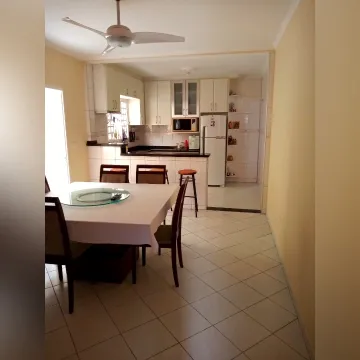 Casa Térrea com 03 dormitórios em São Jose dos Campos