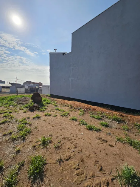 `Sua Oportunidade em Setville: Terreno de 175m² Aceita Carro como Pagamento!`