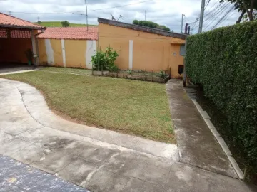 Luxuosa Residência na Vila Cândido: Espaço, Conforto e Elegância ao seu Alcance!