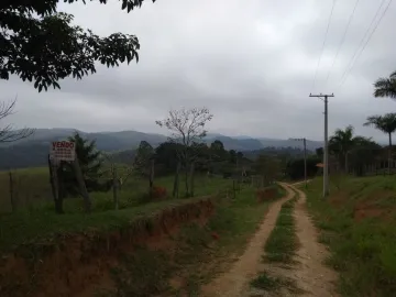 AREA A VENDA NA VILA SÃO GERALDO