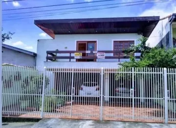 Excelente casa lote inteiro mais edícula