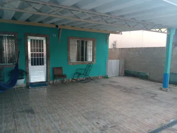 ÓTIMA CASA COM 2 DM, SUITE, WC SOCIAL, COZINHA, EDÍCULA NOS FUNDOS