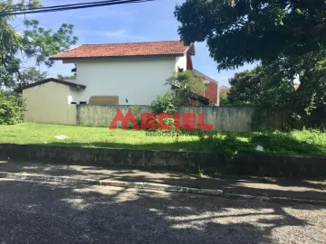 Terreno de esquina Jardim das Colinas