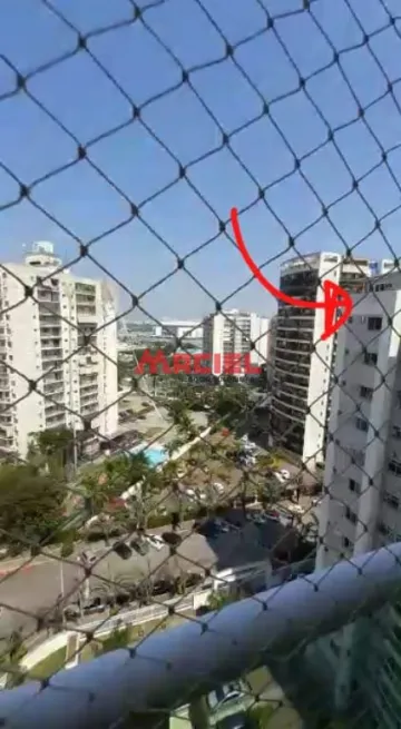 LINDO APARTAMENTO COM VISTA LIVRE