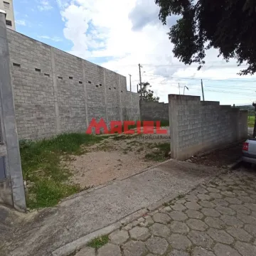 Terreno plano de esquina (comercial ou residencial) - Vila São Bento