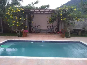 EXCELENTE IMOVEL EM CONDOMINIO FECHADO EM UBATUBA