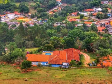 Venda ou troca chácara no bairro Sertãozinho em SJCampos