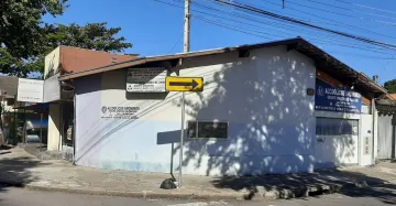 Imóvel com 7 salas comerciais entre a Rua José Cobra com a Rua Icatú