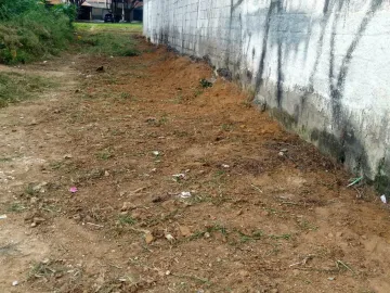 Terreno limpo terreno comercial na avenida no Residencial União