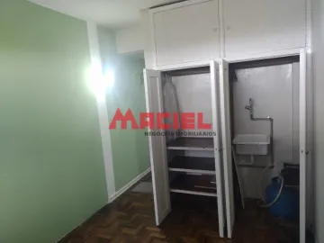 Venda de Apartamento - Padrão no bairro Centro com 1 dormitório