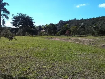 Chácara com ESCRITURA, regularizado em Jacareí