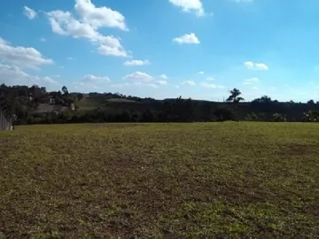 Chácara com ESCRITURA, regularizado em Jacareí