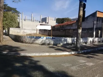 Lote de terreno na Vila Nair