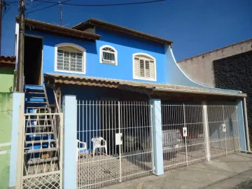 Casa em Guaratinguetá