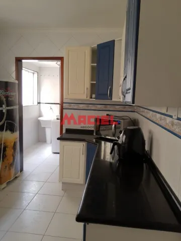 Apartamento Jd. Ismênia