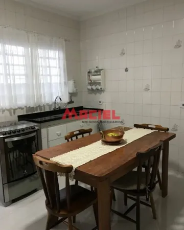 CASA 3 QUARTOS (SENDO 1 SUÍTE) - BOSQUE DOS EUCALIPTOS - R$ 460.000,00