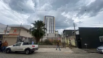 Excelente imóvel comercial, atrás da Avenida Paraibuna, Jd. São Dimas