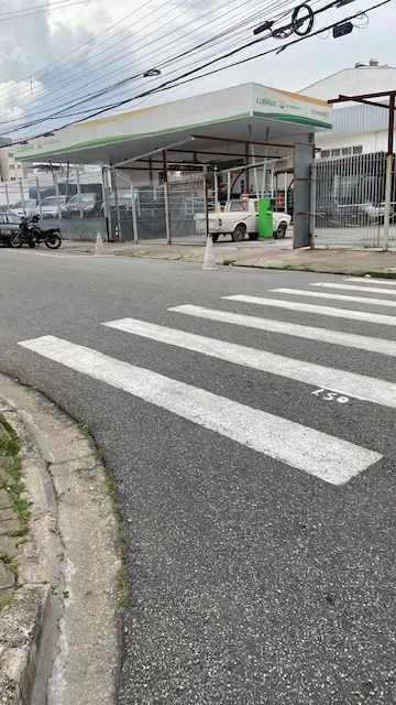 Excelente imóvel comercial, atrás da Avenida Paraibuna, Jd. São Dimas