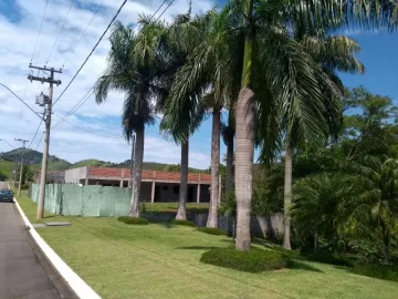 TERRENO COM CONSTRUÇÃO EM ANDAMENTO NO VILLAGIO PARAIBUNA