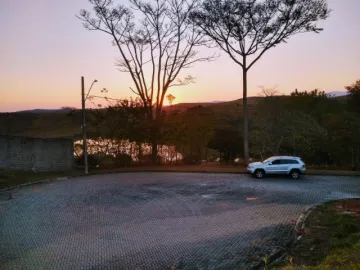 Terreno no Colinas do Parahyba