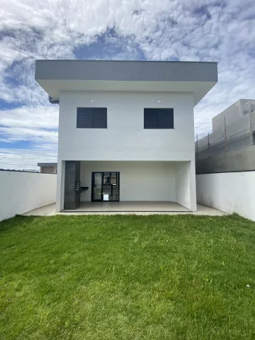 CASA NO CONDOMINIO MALIBU EM CAÇAPAVA