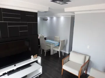 Apartamento no Solar das Tuíras