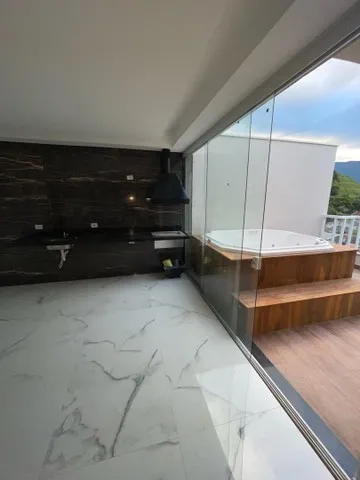 Apartamento no Pereque Açu