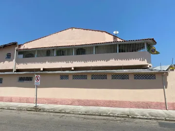 Sobrado Comercial de esquina paralelo à Avenida Jk