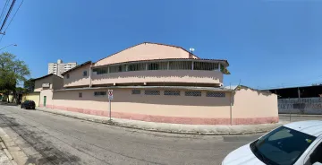 Sobrado Comercial de esquina paralelo à Avenida Jk