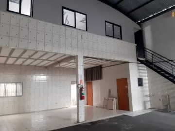 Oportunidade  Galpão Industrial próximo avenida principal Putim