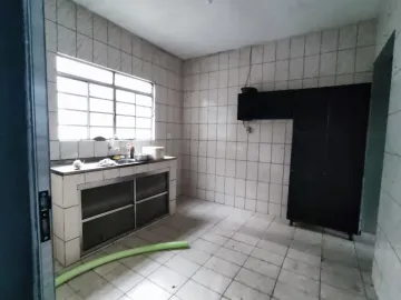 CASA NO BOSQUE DOS EUCALIPTOS COM PONTO COMERCIAL