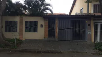 CASA NO JARDIM AMÉRICA EM JACAREÍ