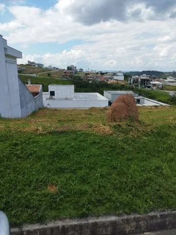 Excelente Lote no condomínio Verana