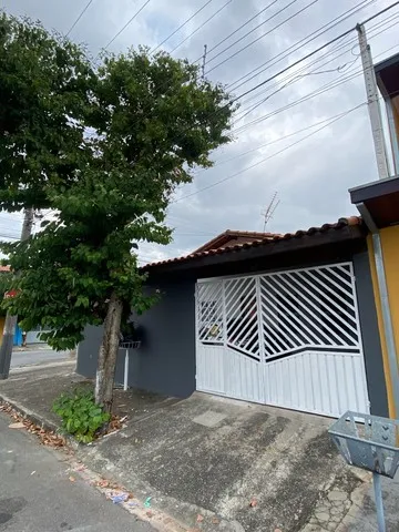 Linda casa de esquina na Vila Tesouro