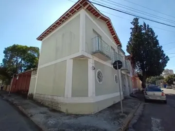 Sobrado de esquina no São Dimas