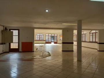 PREDIO COMERCIAL NA VILA ADYANA, PARA VENDA OU LOCAÇÃO, COM HABITE-SE COMERCIAL, FOI UM RESTAURANTE MUITOS ANOS.