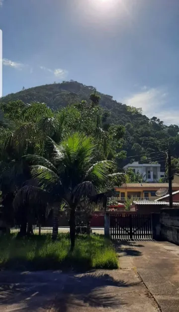 CASA Á VENDA NO MARTIN DE SÁ.