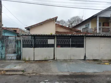 Casa no Jardim Paulista - 3 dorm. - R$ 283 mil