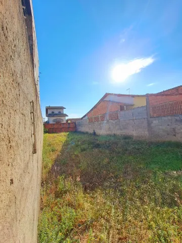 Oportunidade Imperdível: Terreno de 200m² no Vibrante Bairro Vista Verde!