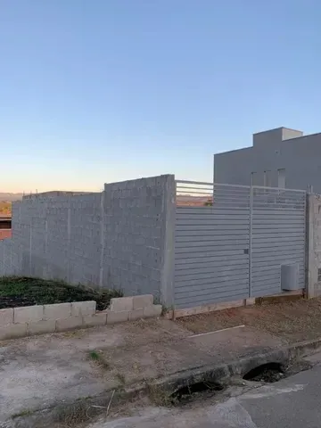 Terreno no Residencial Dunamis - 3 cômodos - 135 m² área