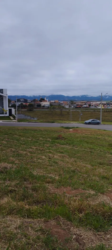 TERRENO EM CONDOMÍNIO FECHADO CAÇAPAVA SP