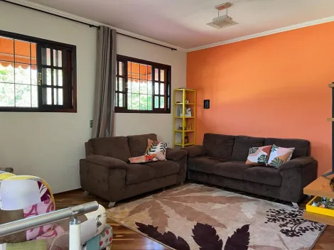 Excelente casa no Jardim Satélite - Muito bem localizada - 245 m²