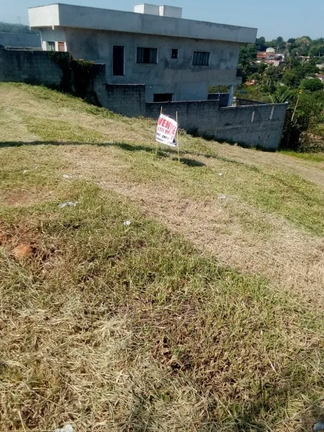 Terreno em Taubaté com 940 metros, declive médio, rua asfaltada, próximo a Dutra e ao shopping via Vale, loteamento Helvetia. Escritura registrada, aceita permuta por casa no bairro indaia em caraguatatuba.