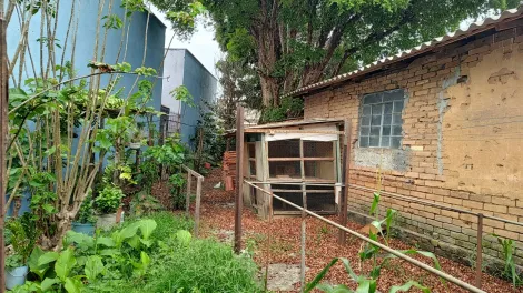 Casa com terreno comercial