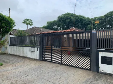 Maravilhosa Casa com 3 Quartos e 3 banheiros à Venda, 300 m² por R$ 880.000,00